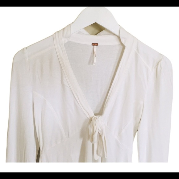 FREE PEOPLE Lois Tie Front Long Sleeve Blouse With V Cut Ivory White Size Small - Picture 7 of 11